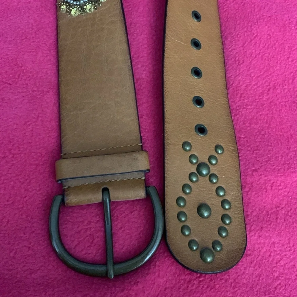 Chico’s Learher Beads Studs Belt